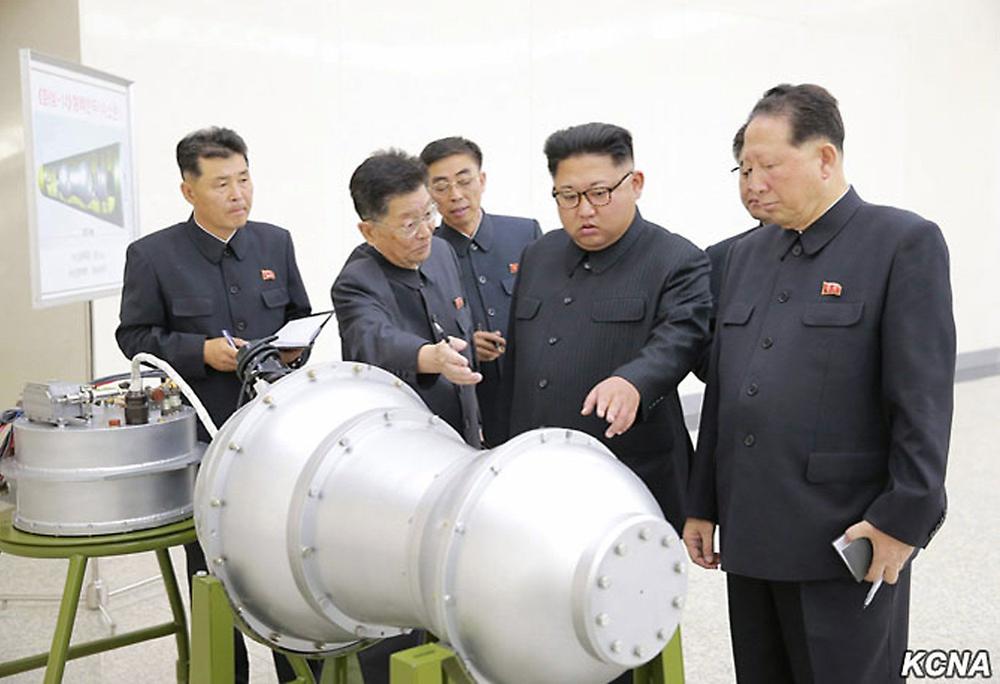 Kim Džong-un, nuklearno oružje