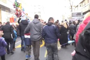 OTVORENA TRADICIONALNA NOVOGODIŠNJA MANIFESTACIJA 'ULICA OTVORENOG SRCA': Bogat program za sve posetioce