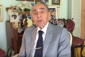 (VIDEO) POLOŽIO ZAKLETVU U DESETOJ DECENIJI: 93-godišnji veteran Drugog svetskog rata postao gradonačelnik