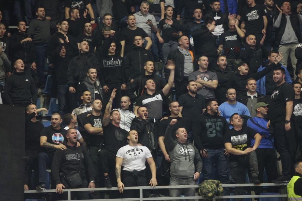 Partizan sve ostavio za poslednjih 10 minuta: Severina projektilom iz  slobodnjaka doneo radost Grobarima 