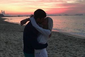 (VIDEO) A GDE JE NOLE?! Novakova supruga sama na plaži! Evo šta radi kada on nije tu