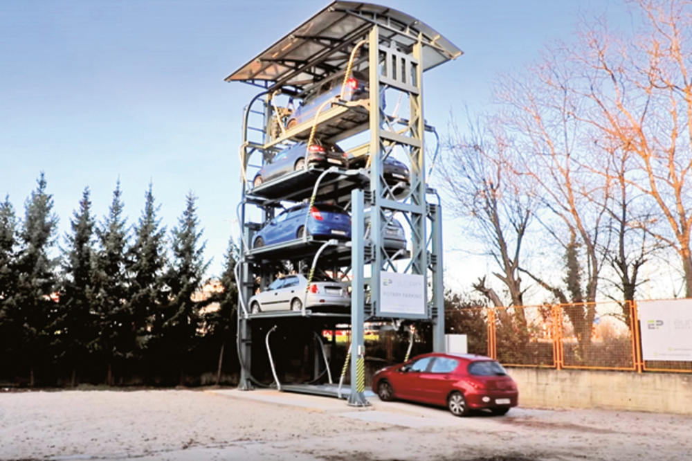 INOVACIJA KOJA ŠTEDI PARKING PROSTOR: Rotirajući parking stigao na Balkan