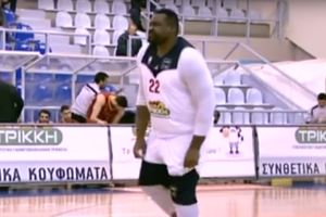(VIDEO) TEŽI NEGO IKAD: Bivši košarkaš Crvene zvezde se posle 21 meseca vratio na teren