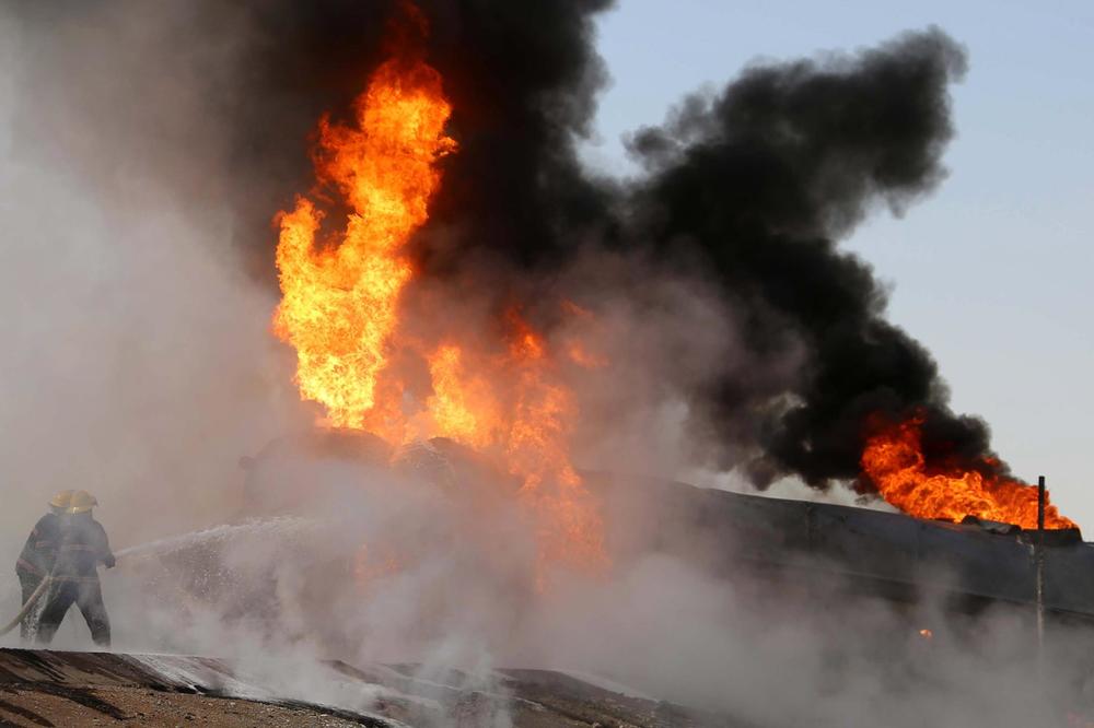 STRAVIČAN UDES: 32 nestalih u sudaru iranskog tankera i kineskog teretnog broda