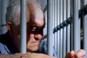 RAZBOJNIK POD STARE DANE: U Švajcarskoj uhapšen 80-godišnjak koji je opljačkao banku