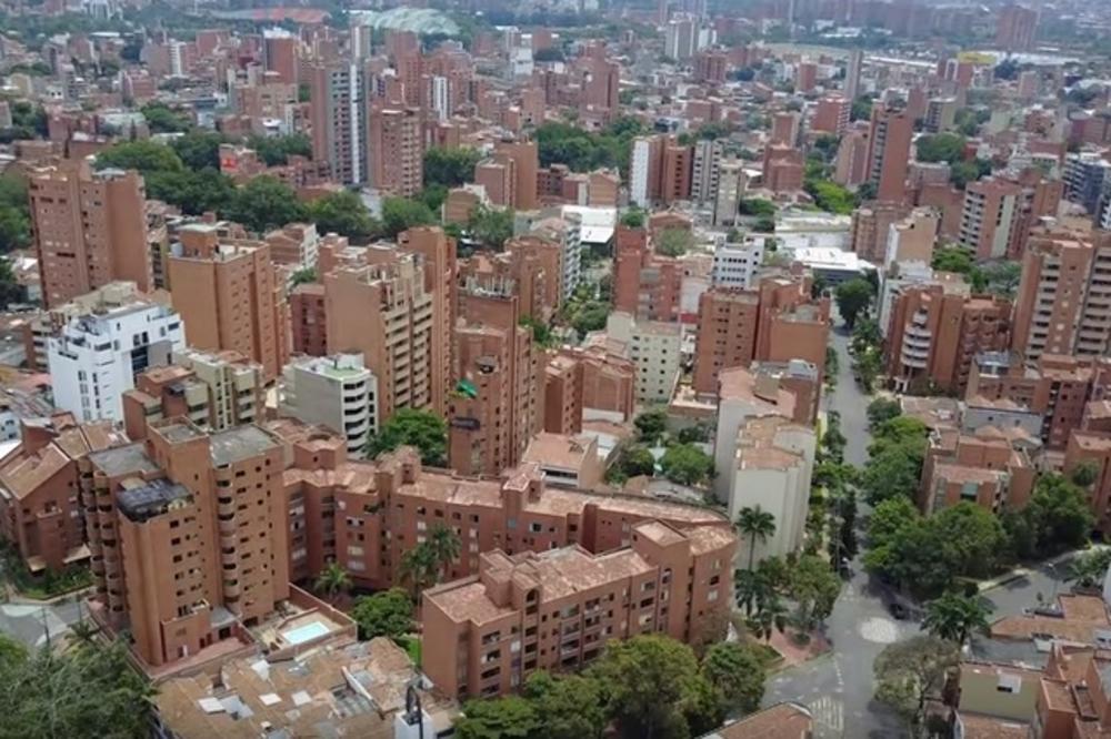 (VIDEO) NEKADA LEGLO KRIMINALA I DROGE, A DANAS TURISTIČKI BISER: Rodno mesto Pabla Eskobara postala je najpopularnija destinacija u Kolumbiji