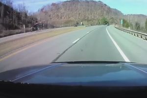(VIDEO) VOZIM JA AUTO-PUTEM, A U SUSRET MI IDE HELIKOPTER! Nije laž, nije san, ovo se stvarno desilo!