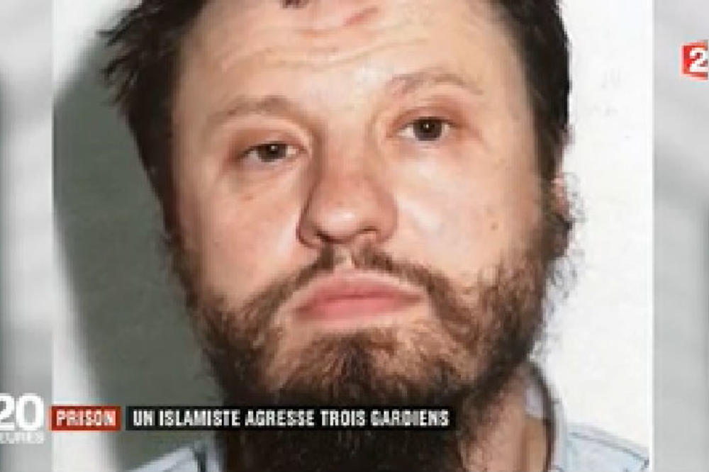 (FOTO) DRAMA U FRANCUSKOM ZATVORU: Bivši pripadnik Al Kaide isekao tri čuvara makazama!