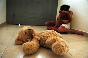 HOROR U PARAGVAJU: Devojčicu silovao očuh, na porođaju preminula posle 3 infarkta