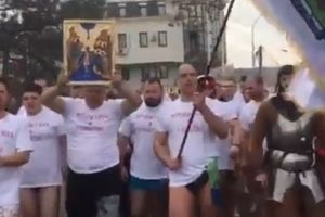 (KURIR TV) KAD ZAGRME SRPSKI VITEZOVI: O Kosovu su pevali svi, a onda su krenuli po Bogojavljenski krst