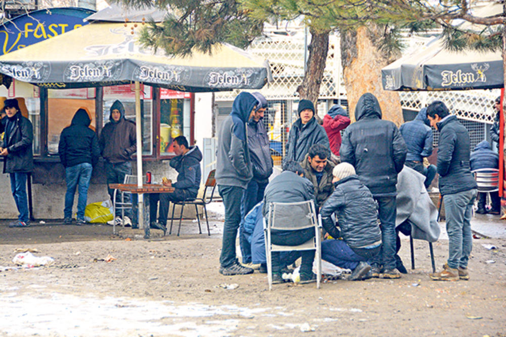 AKCIJA: Ilegalni migranti smešteni u prihvatne centre!
