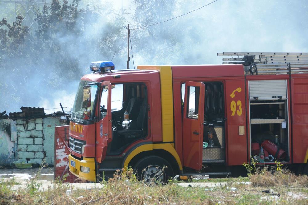 DRAMA U ŽARKOVU: Goreo stan, vatrogasci sprečili veću štetu
