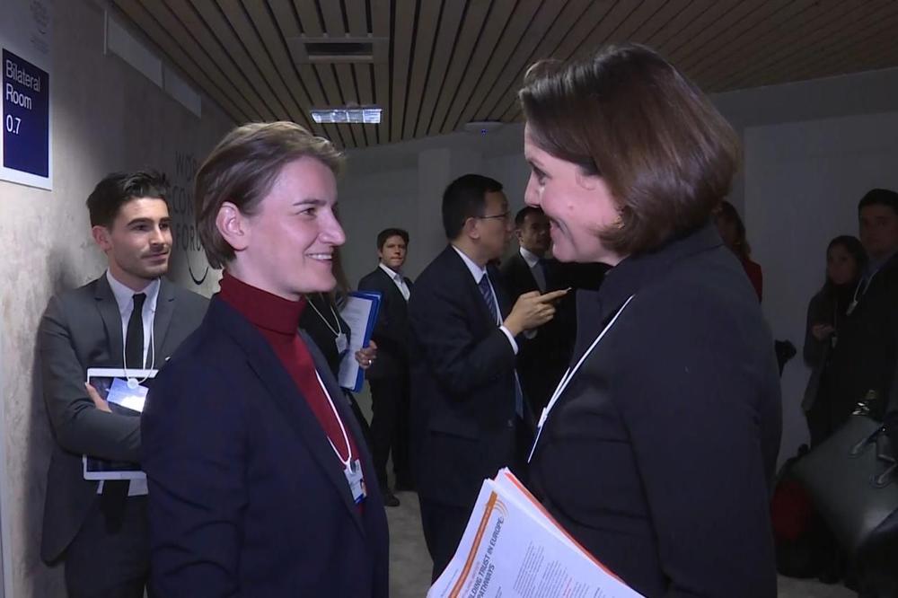 PREMIJERKA IMALA SASTANKE SA INVESTITORIMA U DAVOSU: Srbija sve prisutnija u svetskim tokovima i trendovima