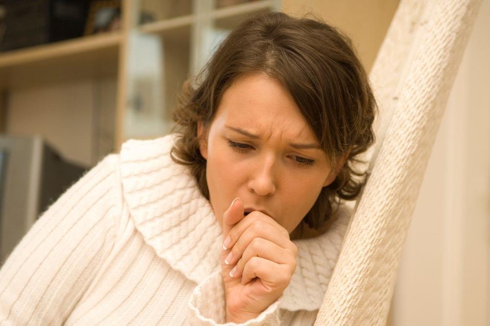 PRE POSETE LEKARU DOBRO OSLUŠNITE SVOJ ORGANIZAM: Kašalj će vam otkriti da li reč o gripu ili upali pluća