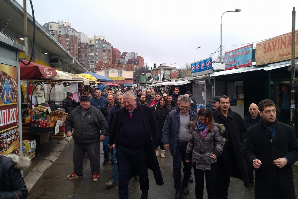 RADIKALI U KAMPANJI ZA BEOGRAD Šešelj: Suzbićemo korupciju i zastupaćemo interese običnih ljudi