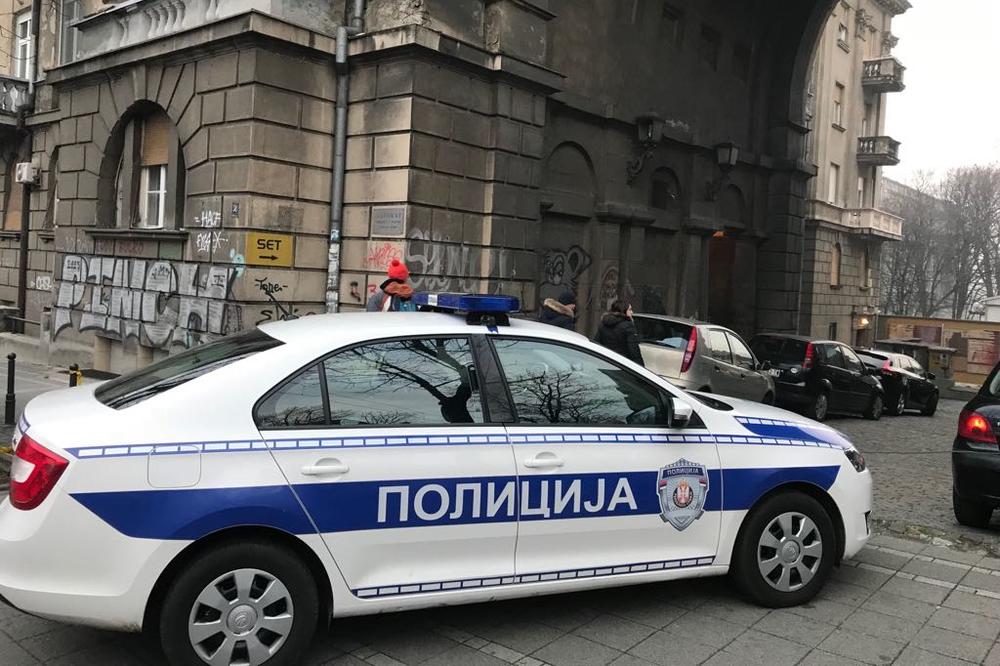 SIN UBIO OCA: Stravičan zločin u centru Beograda! PRONAĐEN LEŠ SA 15 UBODA