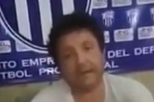 (18+, VIDEO) NEZABELEŽENI SKANDAL U PARAGVAJU: Fudbaler, predsednik i menadžer u ljubavnom trouglu! Pogledajte