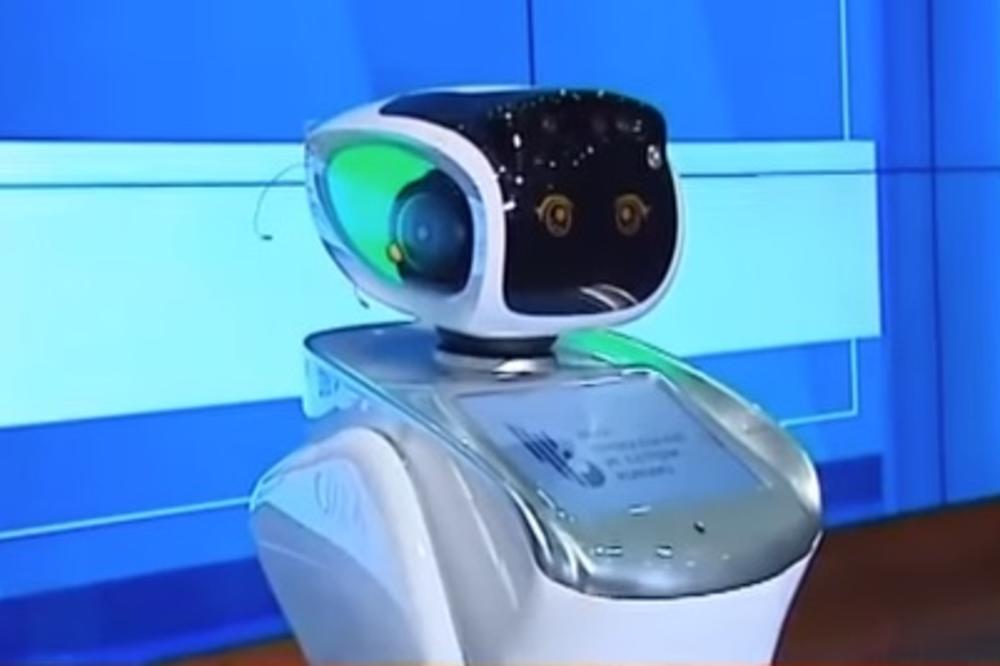 (VIDEO) GREŠKA U PROGRAMIRANOM BONTONU: Robot se izvinio turskom ministru zbog prekidanja