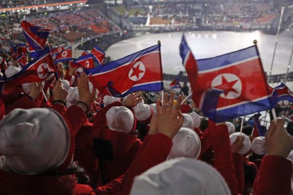 (VIDEO) NOVI KOREJSKI BONTON: Južnokorejci učili kako da komuniciraju sa predstavnicima Severa, jedna stvar je kategorički zabranjena