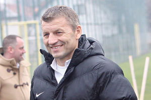 ĐUKIĆ TRAŽI SIGURNOST: Čvrstina odbrane vodi do pobede!