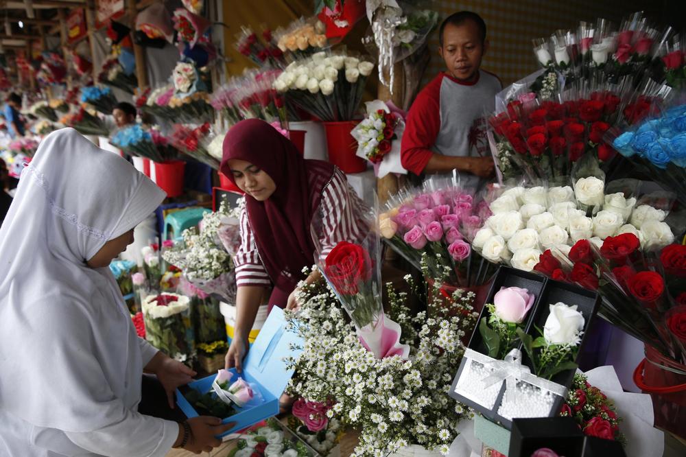 STROGO ZABRANJENO: U Indoneziji hapse ko slavi Dan zaljubljenih