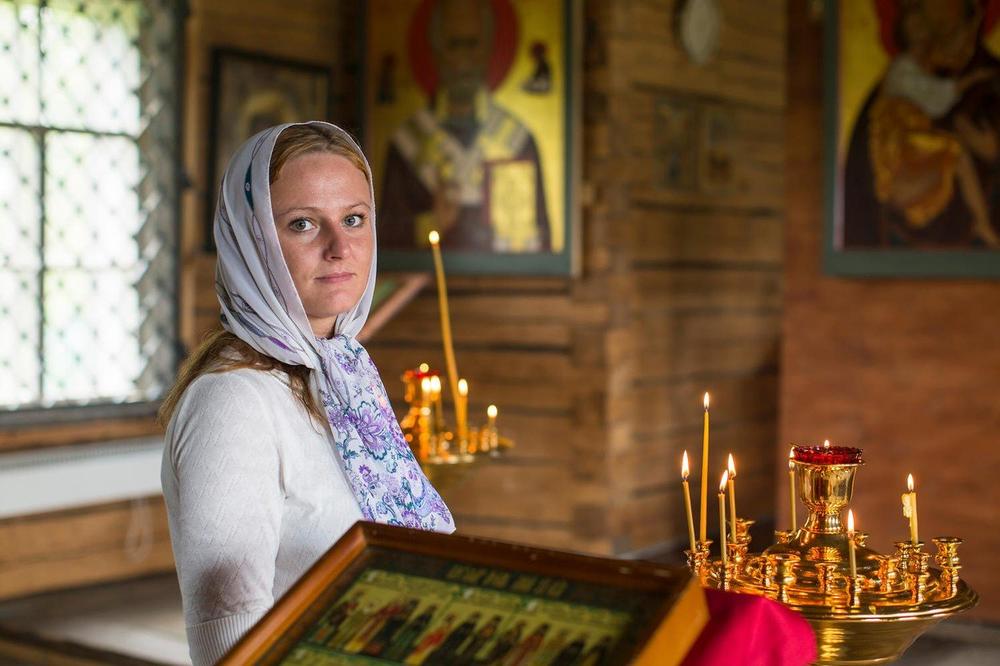 pravoslavna žena, crkva