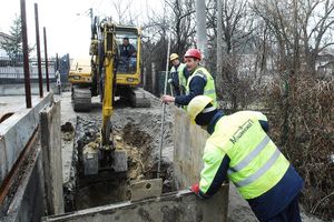 (FOTO) SNS U KAMPANJI: Do 2025. svaka kuća na teritoriji Beograda imaće kanalizaciju