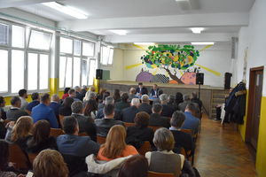 NASTAVITI ULAGANJE U ŠKOLE: Ministar Šarčević u poseti Sevojnu i Užicu