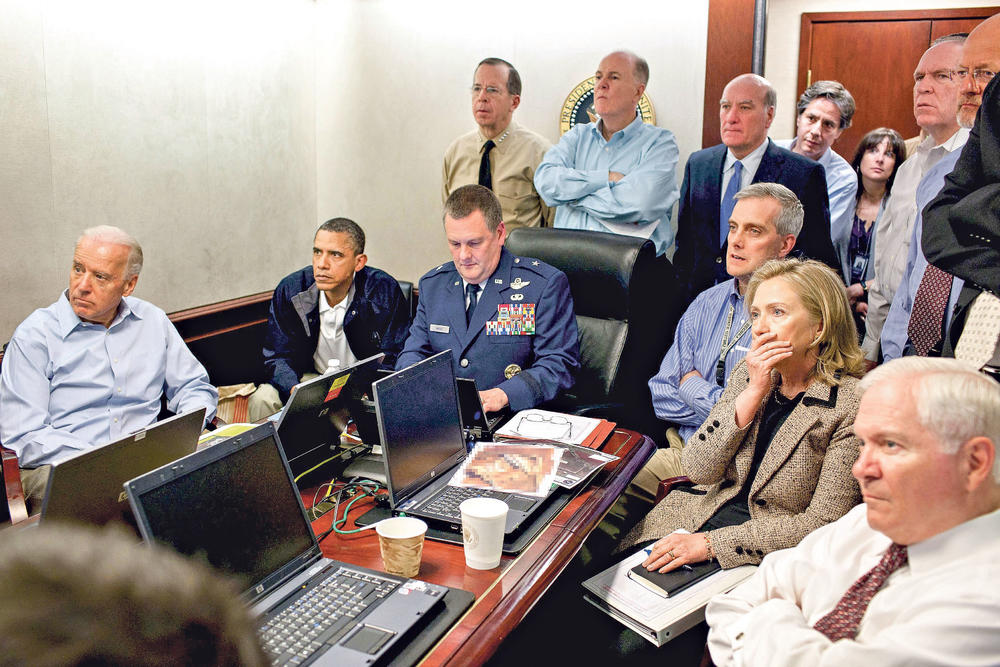 Ubistvo Bin Ladena uživo... Tadašnji predsednik SAD Barak Obama sa saradnicima