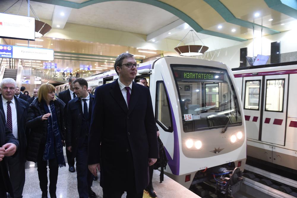 (FOTO) VUČIĆ U BUGARSKOJ: Predsednik obišao metro u Sofiji
