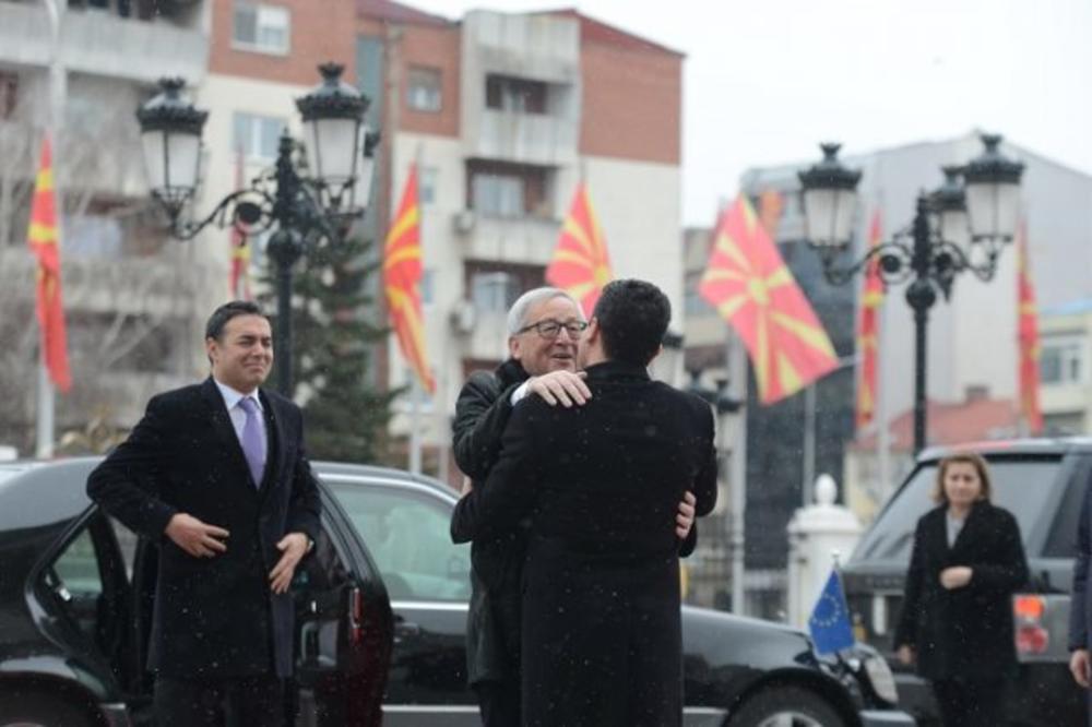 (VIDEO) JUNKER U SKOPLJU: Makedonija je na pravom putu da započne proces pridruživanja EU