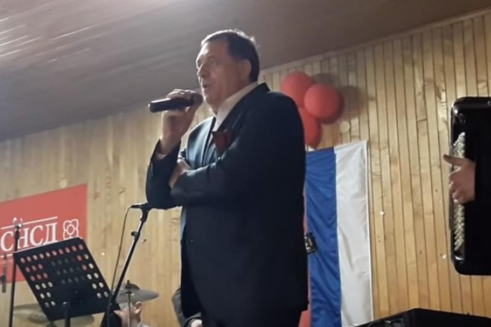(VIDEO) U INAT SVIMA: Dodik u Bosanskoj Gradišci zapevao PUKNI ZORO i oduševio sve!