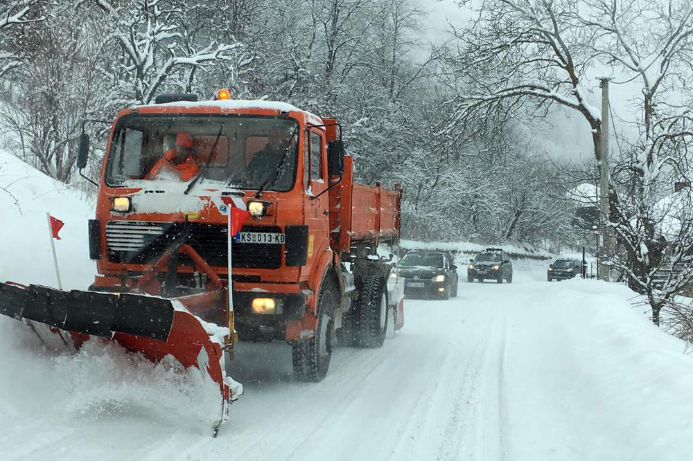 AMSS: Putevi prohodni, bez zastoja, oprez zbog otapanja snega