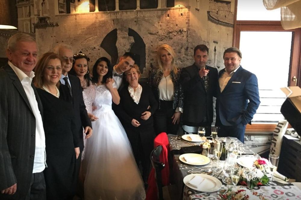 (FOTO) HARI MATA HARI DOBIO SNAJKU: Mak Varešanović oženio se sa Ružom Nedić! Najveseli bio Hari