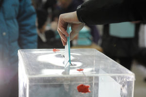 CRTA: Nepravilnosti na osam odsto biračkih mesta
