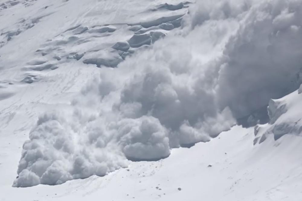 TRAGEDIJA U ŠVAJCARSKOJ: Poginulo troje španskih skijaša, dvoje povređeno!
