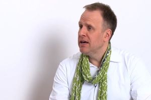 GOST IZNENAĐENJA NA SRPSKOM DAVOSU: Futurolog na Kopaonik biznis forumu otkrio eliti kada počinje budućnost!