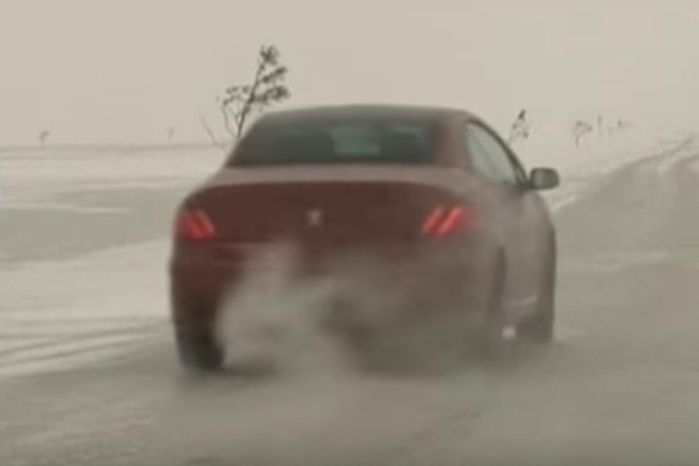 (VIDEO) POBESNELI MAKS NA LEDU: U ovoj zemlji ograničenje brzine na putevima ne postoji, a i pojas je zabranjeno vezivati