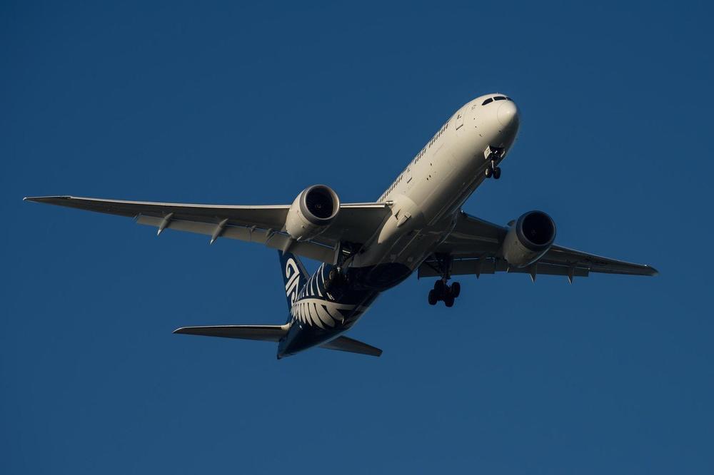 HITNO PRINUDNO SLETANJE: Nešto je prouzrokovalo haos na nebu i poremetilo let novozelandskog aviona