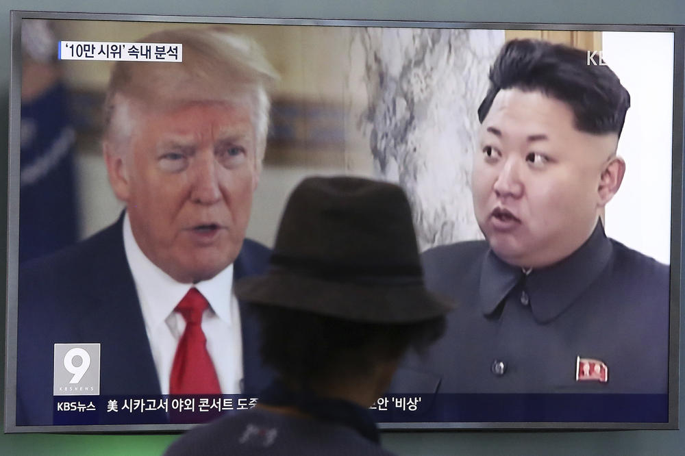 (FOTO) TRAMP IMA KECA U RUKAVU: Evo koga bi američki predsednik mogao da povede na sastanak sa Kimom