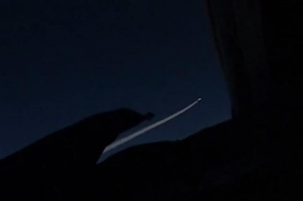 (VIDEO) PROCURIO SNIMAK RUSKOG SUPERSONIČNOG PROJEKTILA: Raketa Kinžal putuje deset puta brže od brzine zvuka, a evo koliki joj je domet!