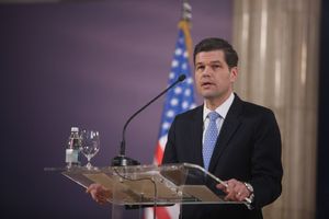 MIČEL PORUČIO TAČIJU: Amerika podržava postizanje sporazuma između Beograda i Prištine