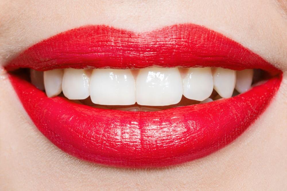 ŠTA OSMEH GOVORI O ZDRAVLJU VAŠEG ORGANIZMA: Evo kako zubar može da vam spase život