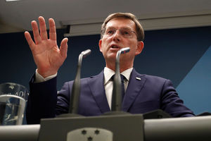 PARLAMENT PRIHVATIO CERAROVU OSTAVKU: Zvanično okončan mandat slovenačke vlade