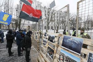 UKRAJINA KRŠI MEĐUNARODNE PRAVNE NORME: Ne daju Rusima da glasaju u ambasadi i konzulatima
