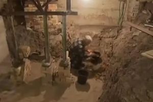 (VIDEO) O OVOM SRBINU PRIČA CELA AUSTRALIJA: Jakov je u Jugoslaviji čuvao plutonijum, a danas u podrumu kuće pravi NUKLEARNI BUNKER!