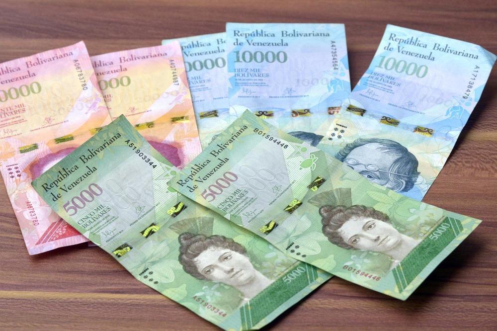 BORBA PROTIV HIPERINFLACIJE: Predsednik Venecuele skida tri nule s novčanica
