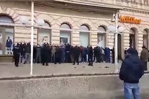 (VIDEO) ODJECI POSLE INCIDENATA PODGORIČANA U ZAGREBU: Reagovao ministar Crne Gore, ali i navijači Budućnosti