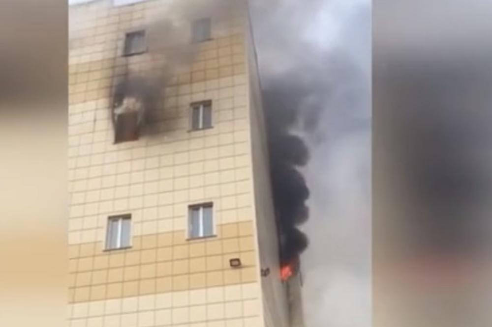 (VIDEO) NOVI BILANS VATRENE STIHIJE U RUSIJI: 20 mrtvih u požaru u tržnom centru, za nekoliko desetina dece se traga