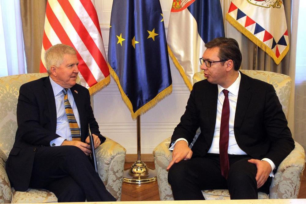SASTANAK NA ANDRIĆEVOM VENCU: Vučić danas u podne sa ambasadorom SAD Skatom